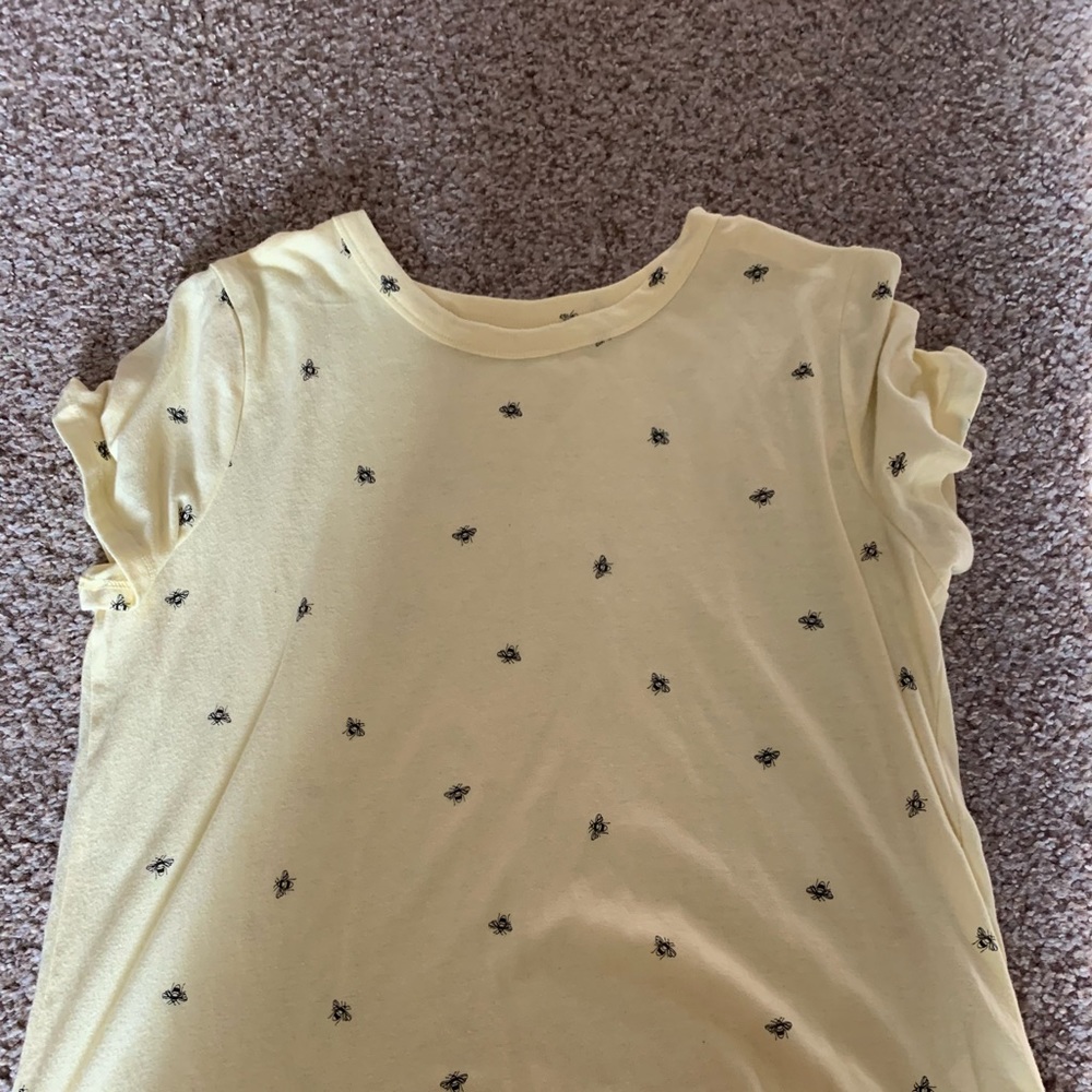SO bumble bee shirt